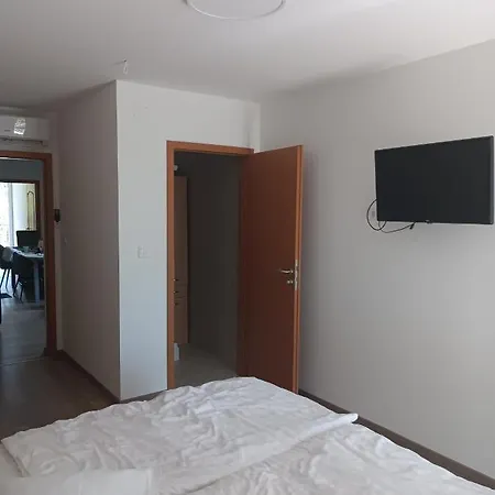 Апартаменты Sinus Apartman